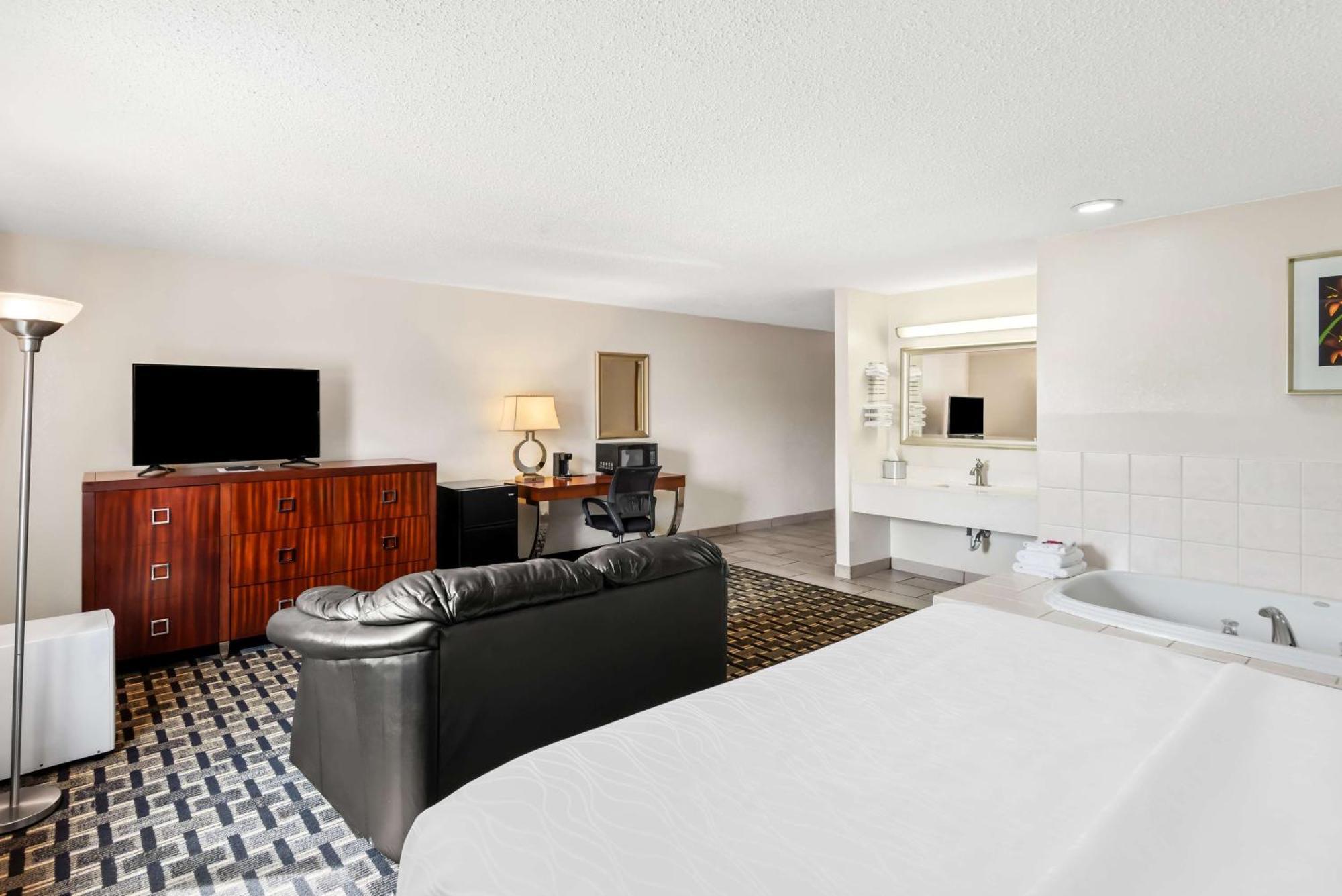Surestay Hotel By Best Western Manchester Esterno foto