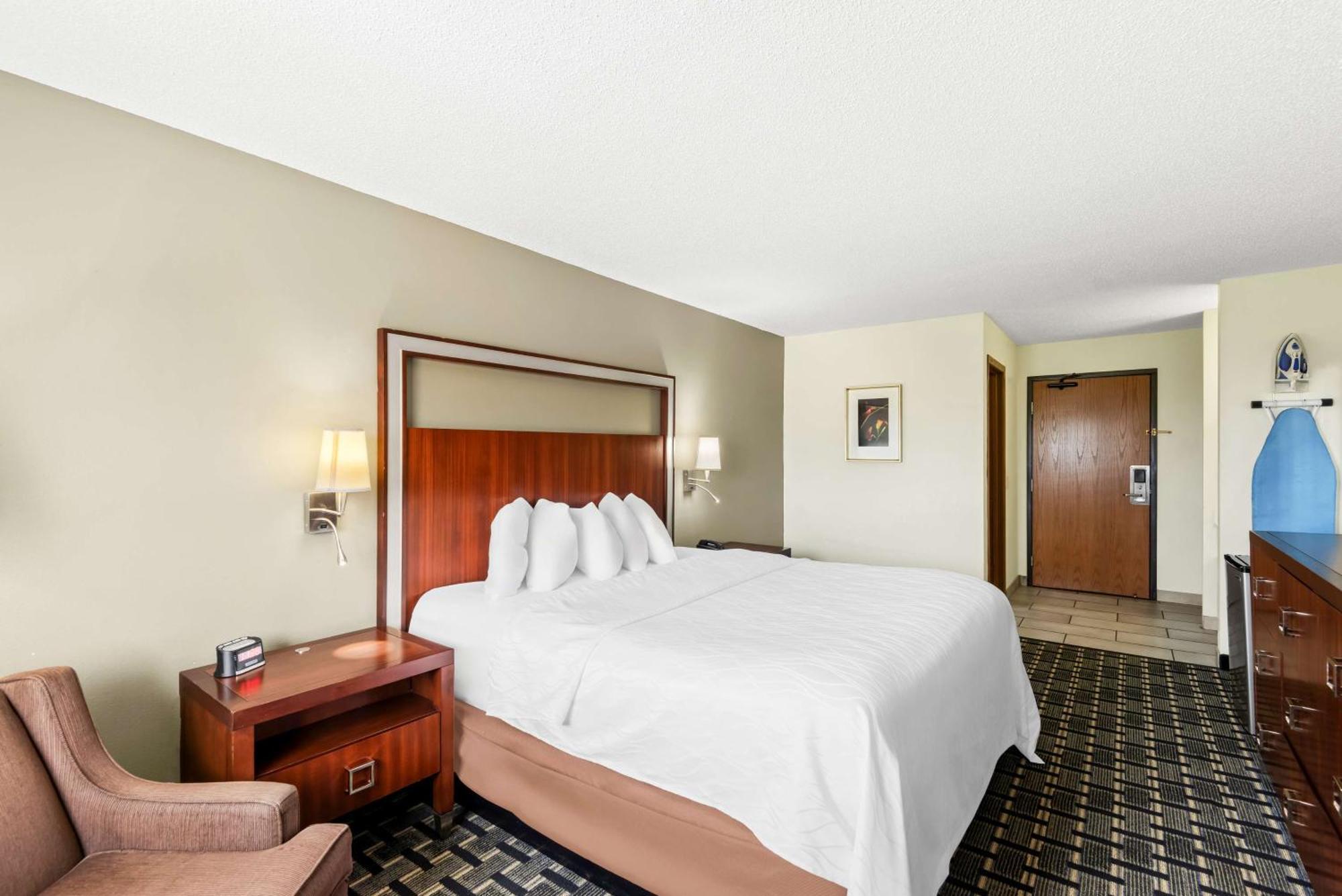 Surestay Hotel By Best Western Manchester Esterno foto