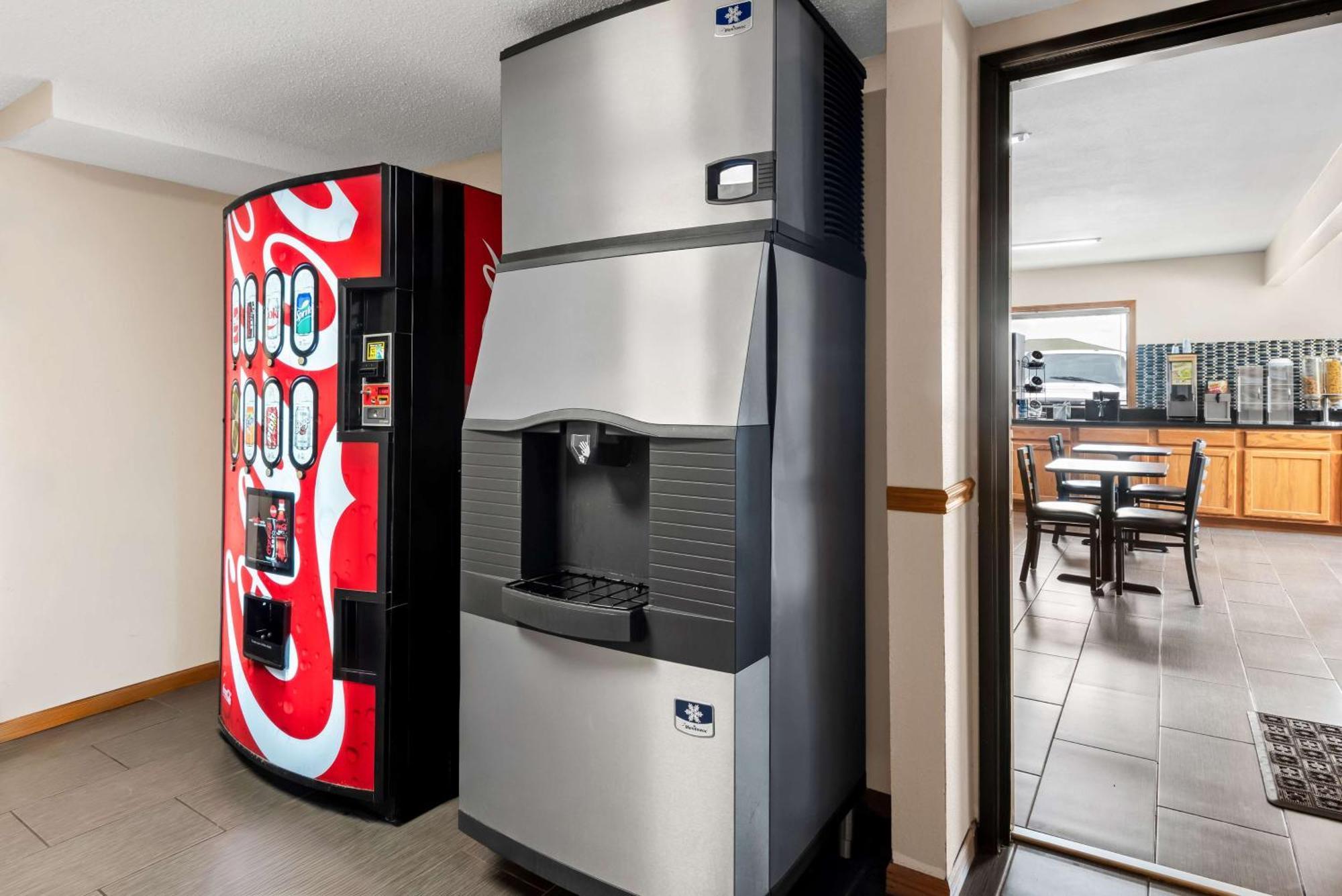 Surestay Hotel By Best Western Manchester Esterno foto