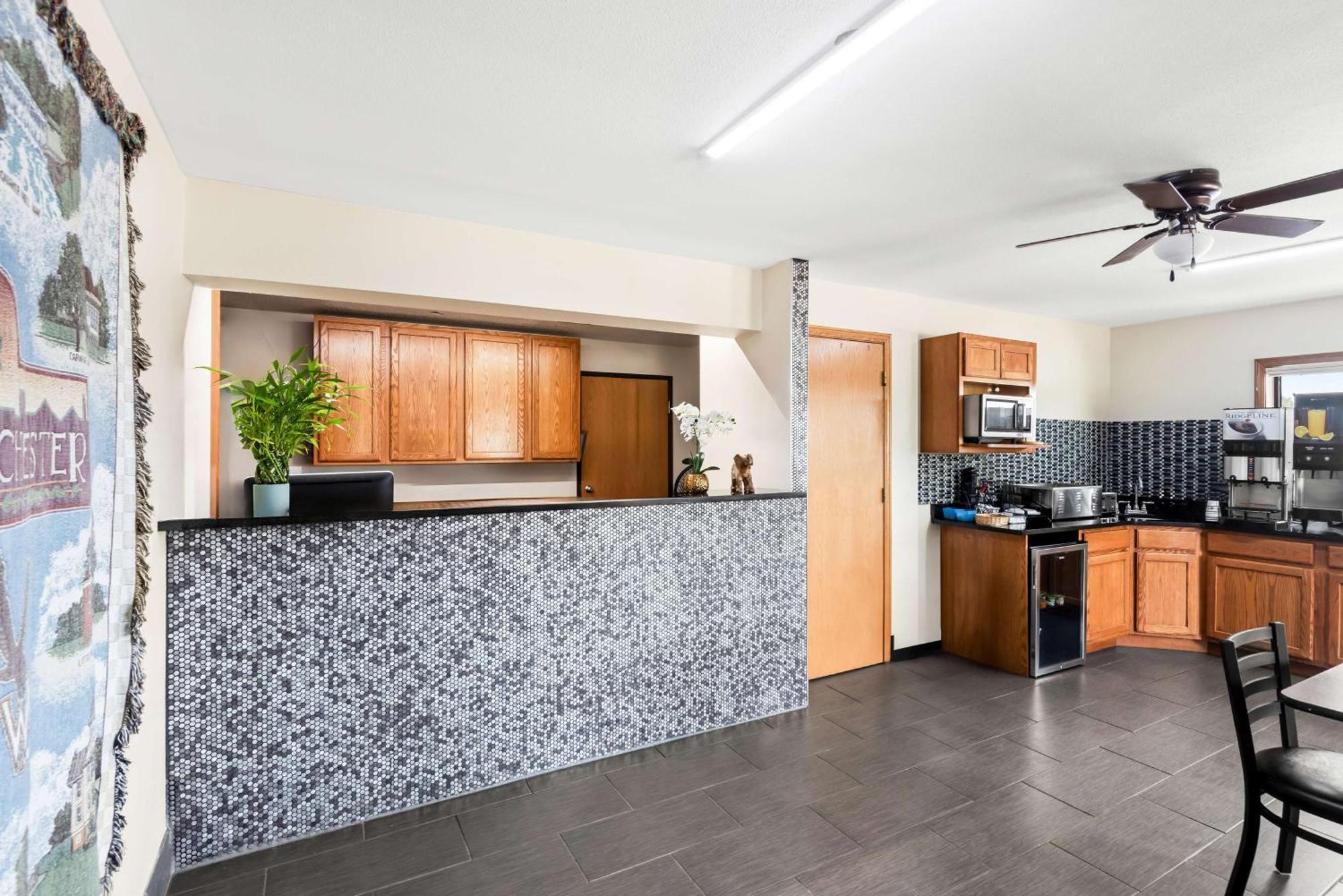 Surestay Hotel By Best Western Manchester Esterno foto